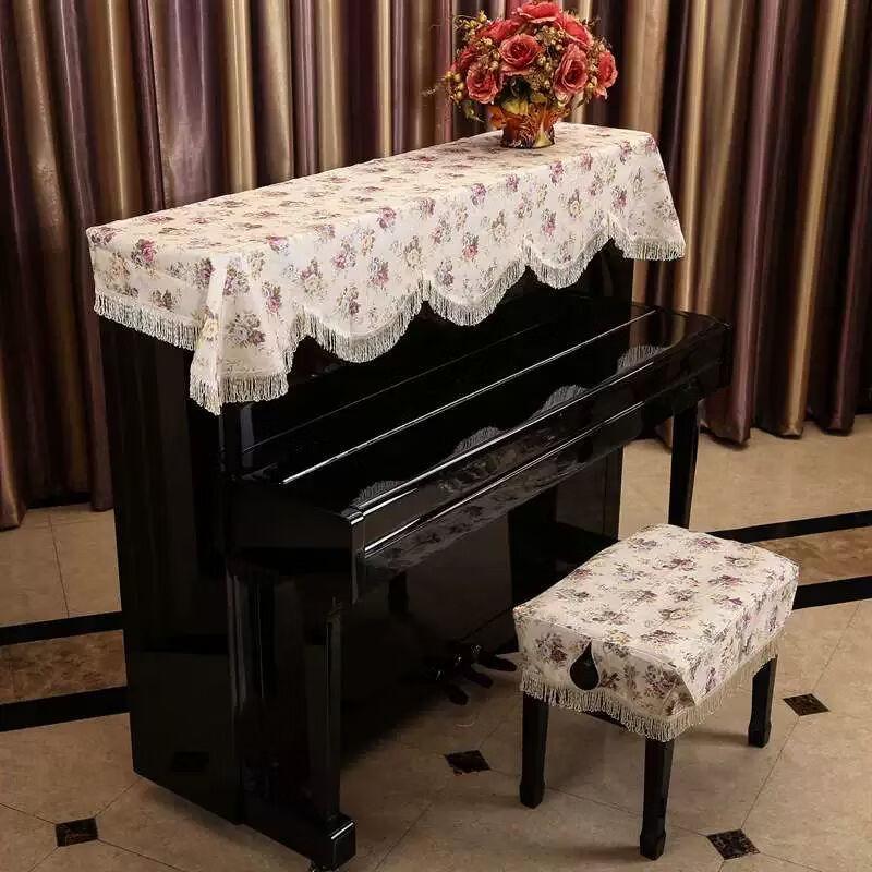 

Pastoral Floral Printed Cotton Piano Cover Small Floral Dots
