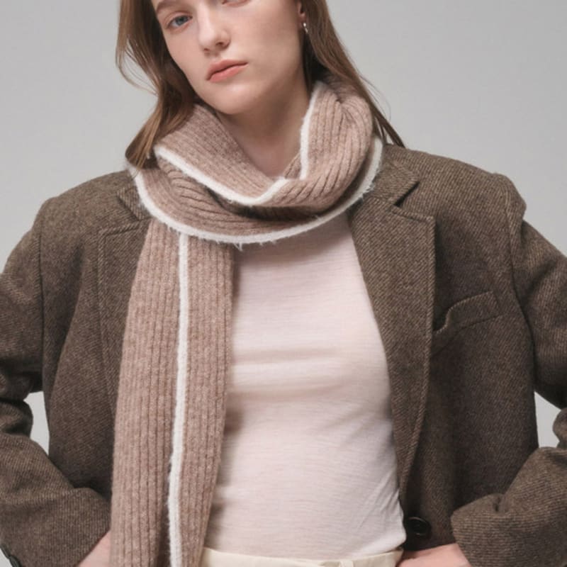 Saint Luxure Alpaca Boucle Line Muffler Brown