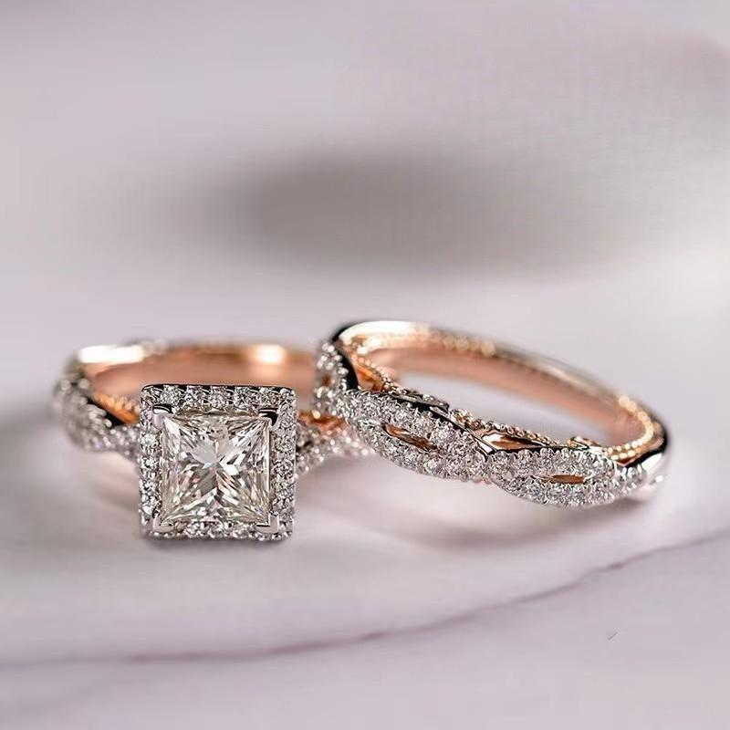 

Три обручальных кольца в комплекте с мужскими и женскими обручальными кольцами 10