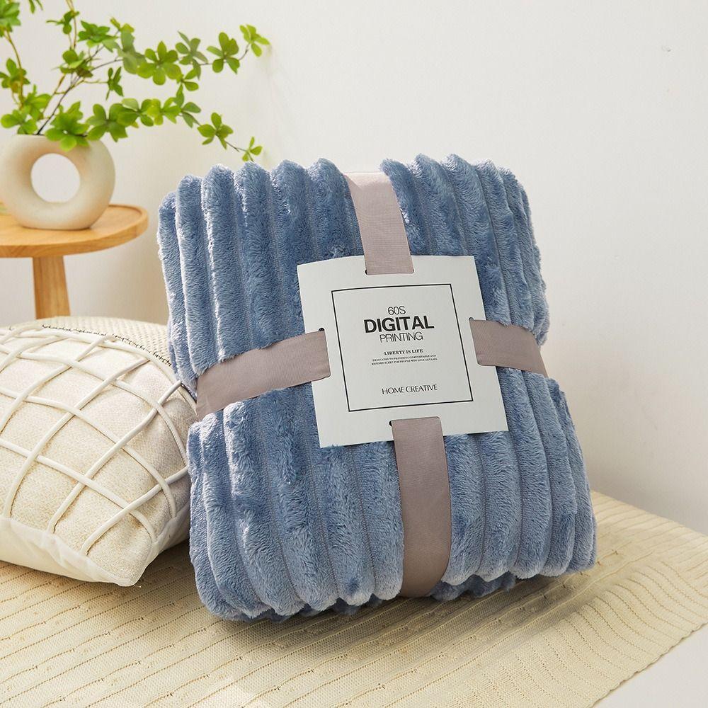 Skin-Friendly Warm Blanket Warm Conditioning Quilt New Plush Striped Blankets