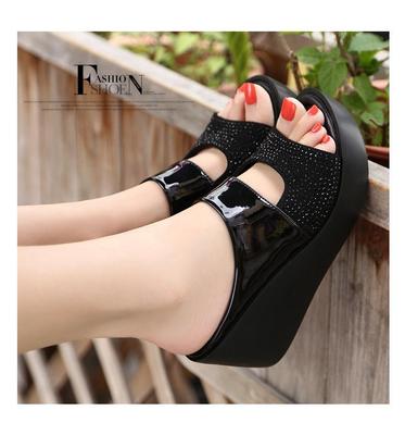 2025 Women's Korean-Style Peep-Toe Wedge Heel Slippers