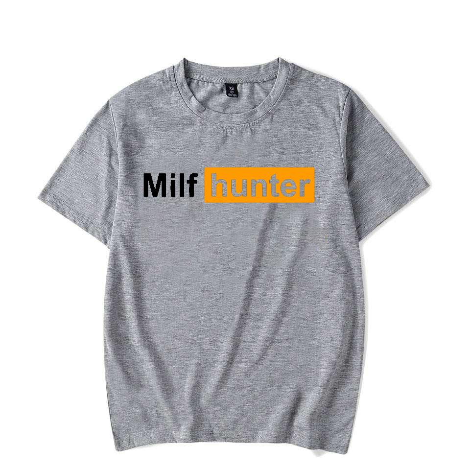 Funny MILF Hunter T Shirt for Men Women Summer Humor Joke for Men Who Love Milfs Streetwear Tshirt Fashion Casual Couples Tops