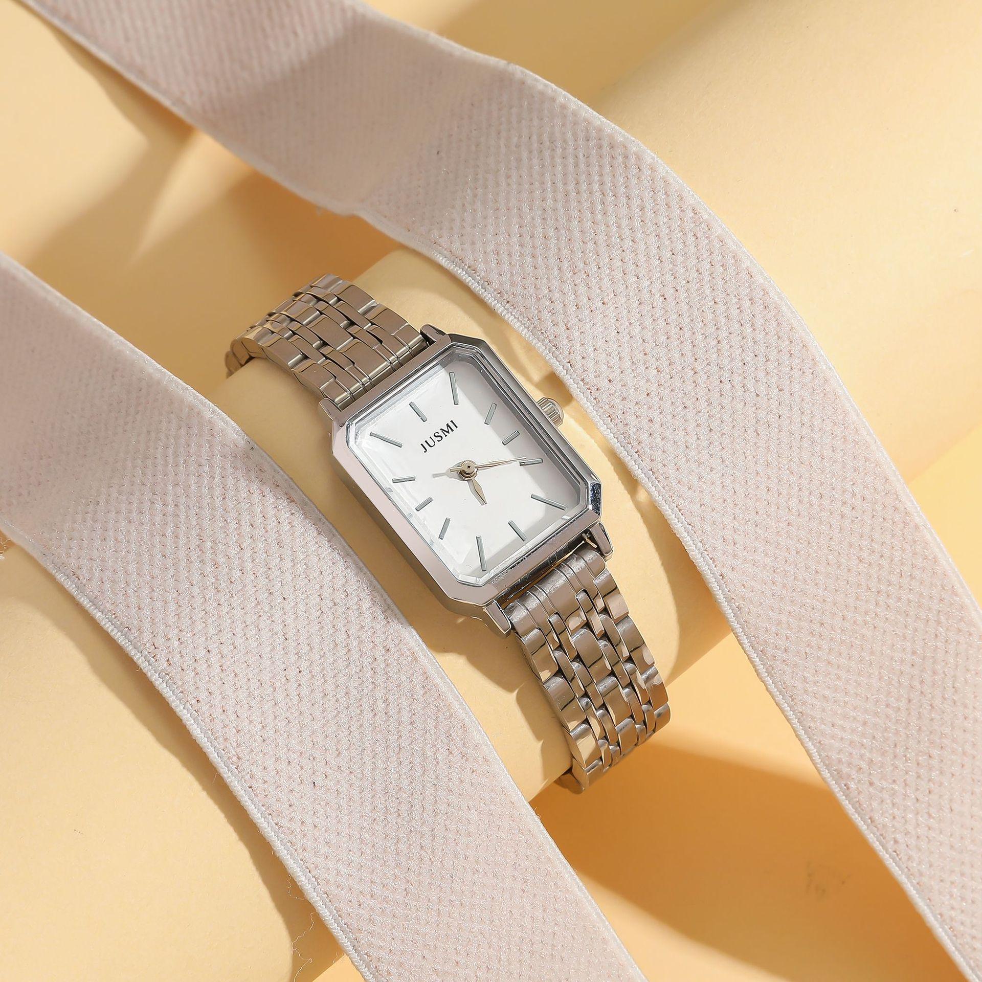 

Трендовые минималистичные женские квадратные кварцевые часы 2024 года со стальным браслетом