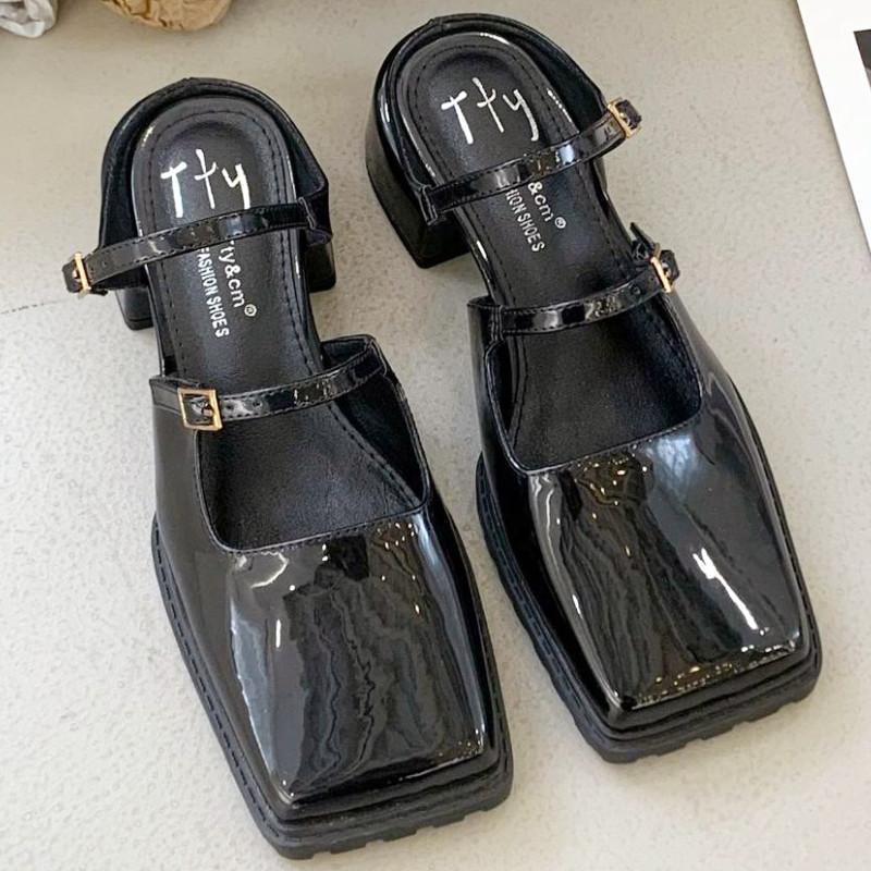 Fashion Retro Square Toe Belt Buckle Women Sandals Fashion Narrow Strap Square Heel Mary Jane Shoes Comfort Patent Leather Designer Shoe