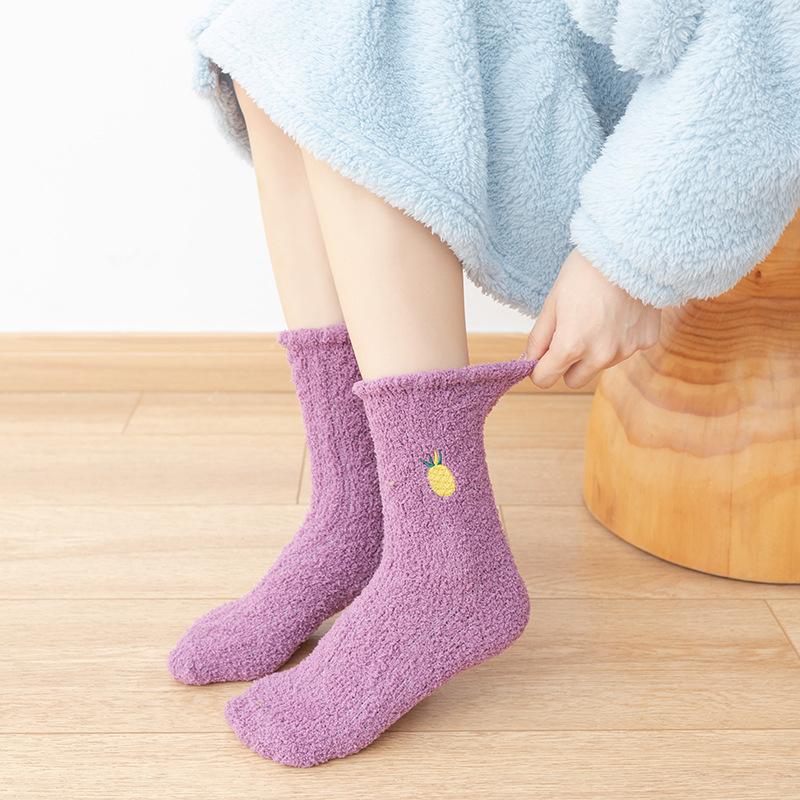 Women In Autumn and Winter Add Velvet and Thick Warm Home Floor Moon Son Non Slip In Tube Socks