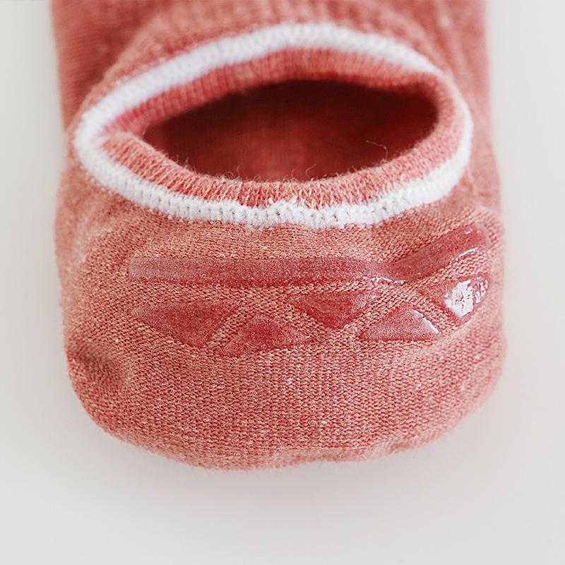Spring/Summer Japanese Anti-Slip Cotton Invisible Women's Socks - Solid Candy Colors, Low-Cut, Casual.