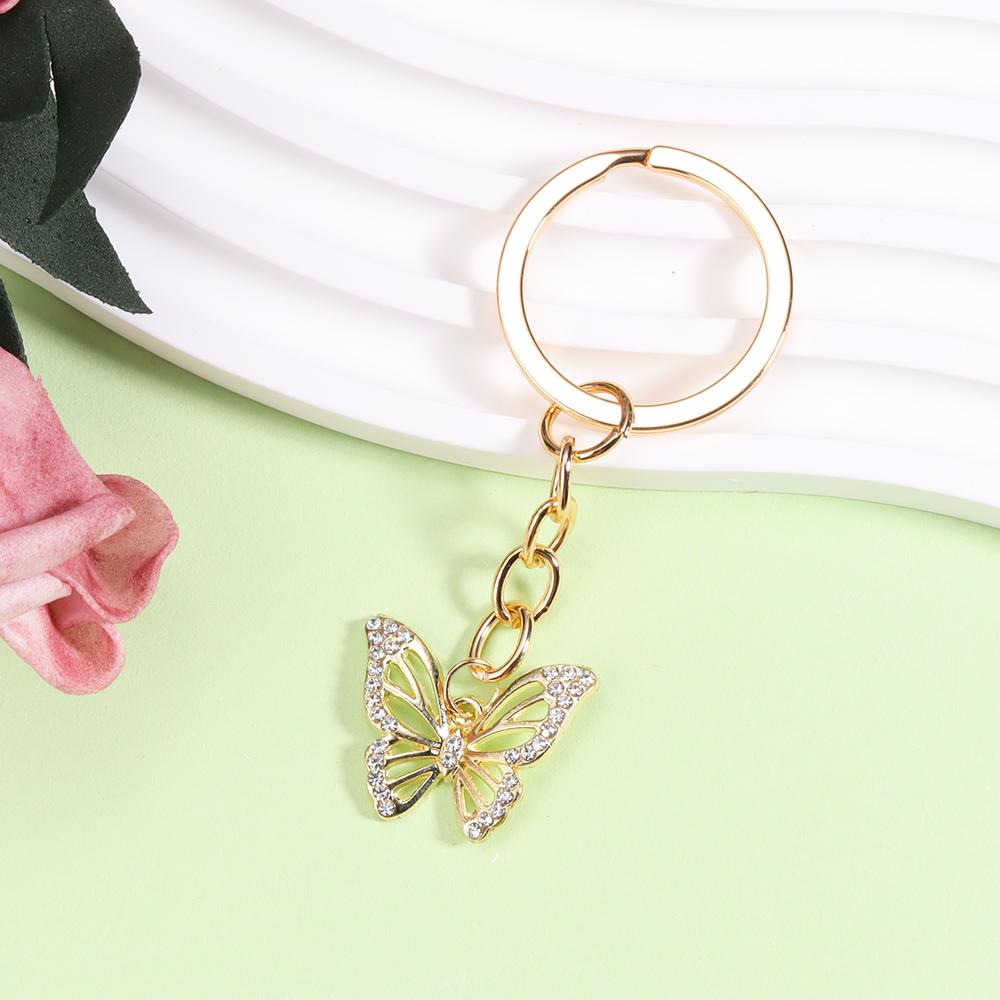 Sparkling crystal pearl Snowflake Keychain Boho Zinc alloy metal Key Chain Ring for Women Kids Christmas Accessories Keyholder