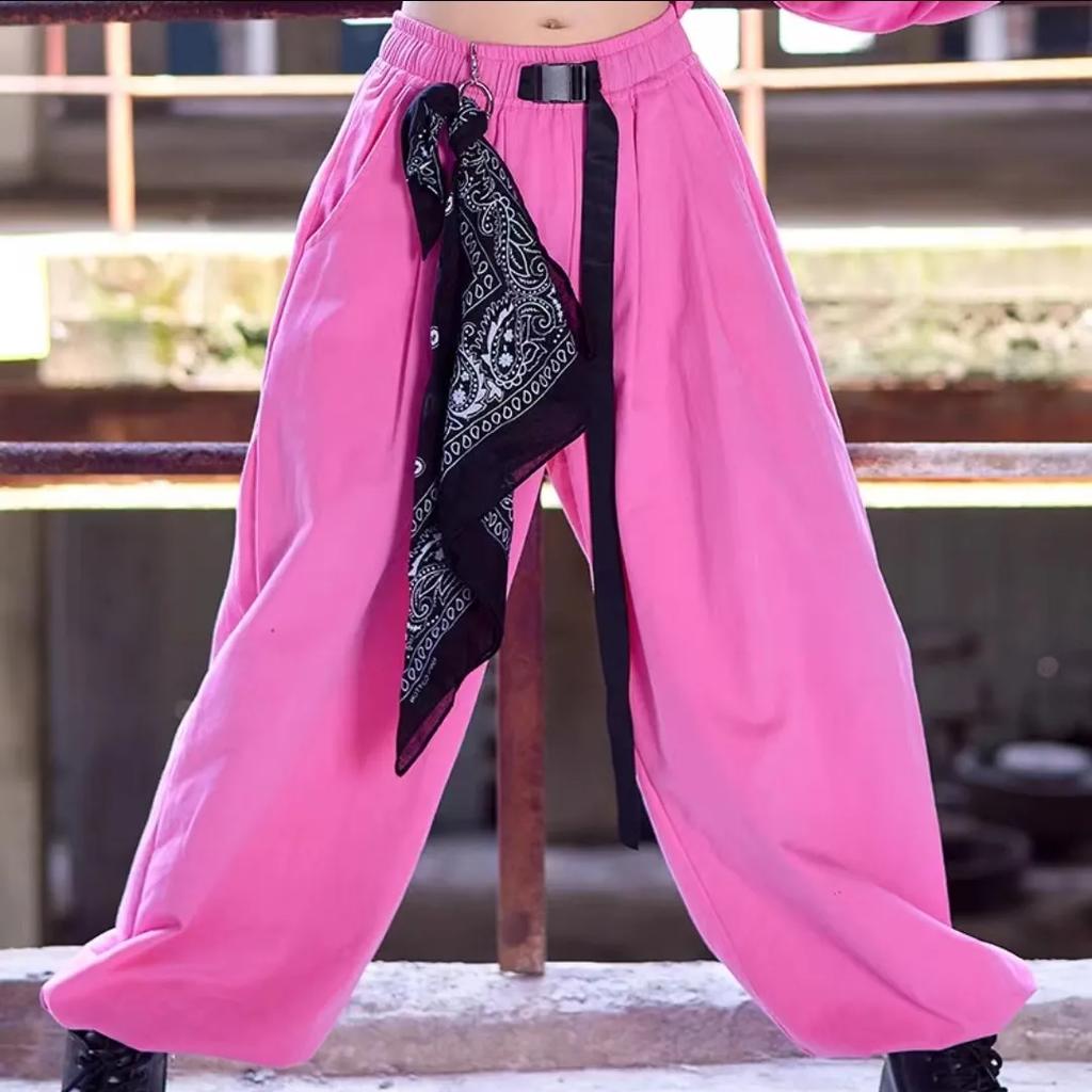 Girls' Jazz Dance Performance Costume: Korean-Style Design with Unique Top + Pants Hip-Hop Two Piece Set