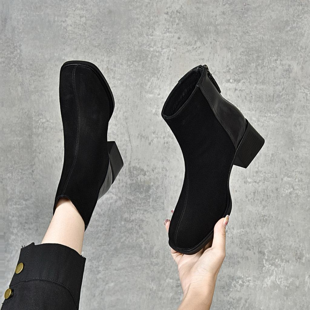 Square Head Chelsea Boots Women's Boots 2025 First Layer Sheepskin French Temperament Fashion Boots Thick Heel Rear Zipper Leather Boots Short Boots
