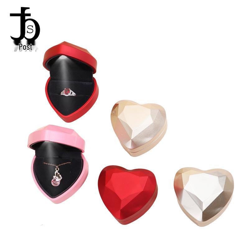 Heart-shaped LED Jewelry Box for Rings and Necklaces
