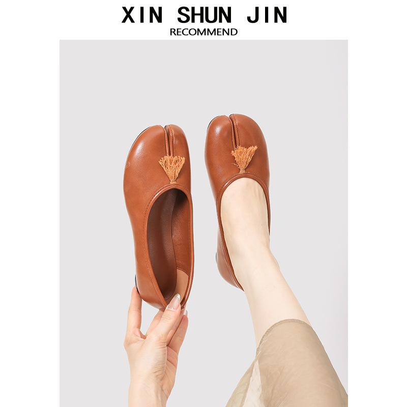 French Inner Height Increase Shallow Mouth Split-Toe Shoes Women'S One-Pedal Pig'S Trotters Shoes Niche Ballet Mary Jane Shoes