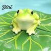 Wasserdichte Gartendekoration Frosch auf schwimmender Lotosblatt-Figur Lustige Harzfigur mit naturinspiriertem Ornament für Zuhause Feengarten Teich,