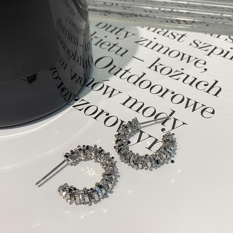 

European and American Retro Metal C-shaped Semicircular Earrings For Womans 2026 New Fashion Jewelry Party Luxury Accessories срібний