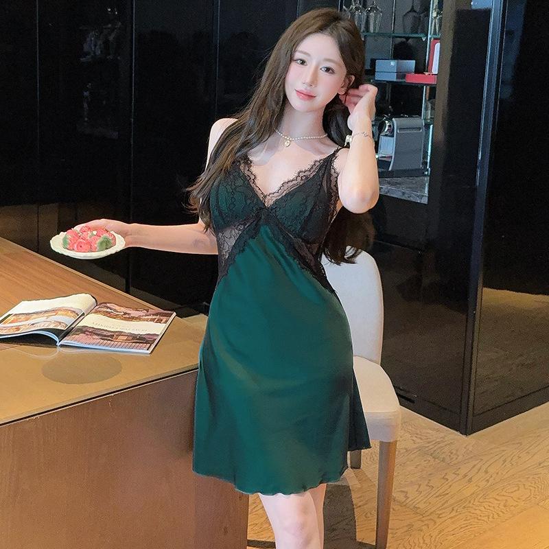 French pajamas women's summer ice silk suspender nightgown two-piece set sexy back waist thin nightgown with chest pad