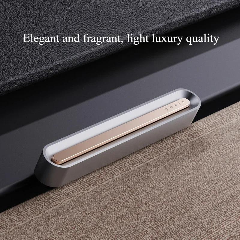Car Air Freshener Alloy Solid Wood Long Lasting Fragrance Aromatherapy Air Outlet Diffuser Car Interior Accessories