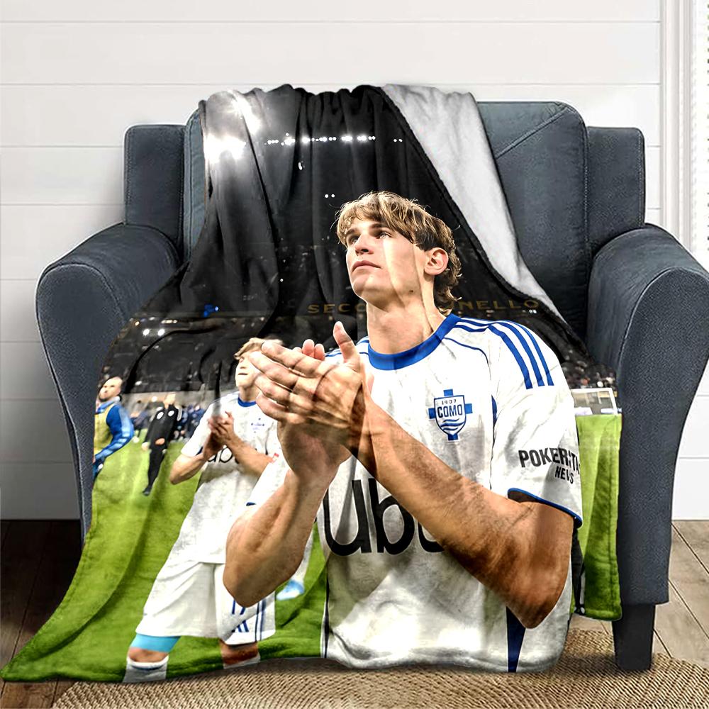 Player Field Blankets Flannel Printed Breathable Warm Throw Blanket for Home Office Bedspreads 0708a54