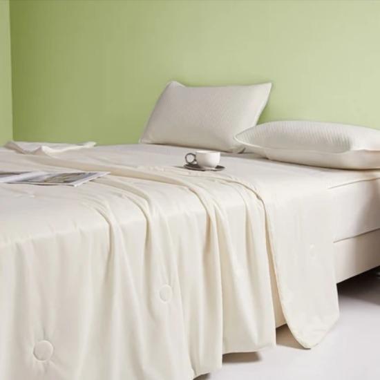 New Summer Quilt Single Piece Soft And Comfortable Air Conditioner For Student Dormitory Machine Washable Thin Quilt