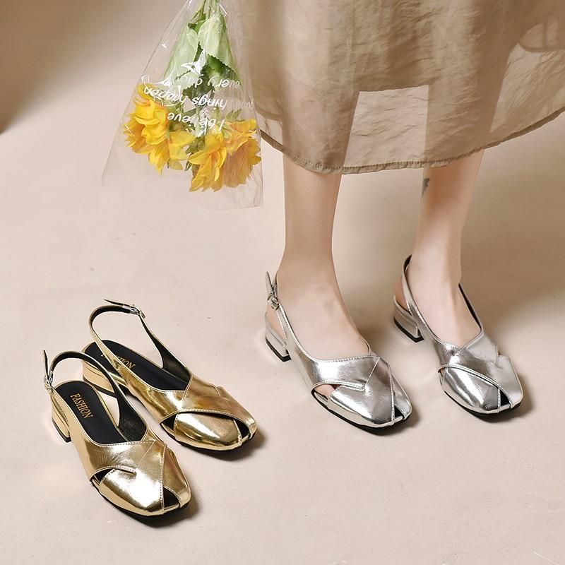 Fashion New Summer Fashionable Comfortable and Casual Hollow Toe-toe Soft-soled Square-toe Flat-soled Wear-resistant Women's Sandals