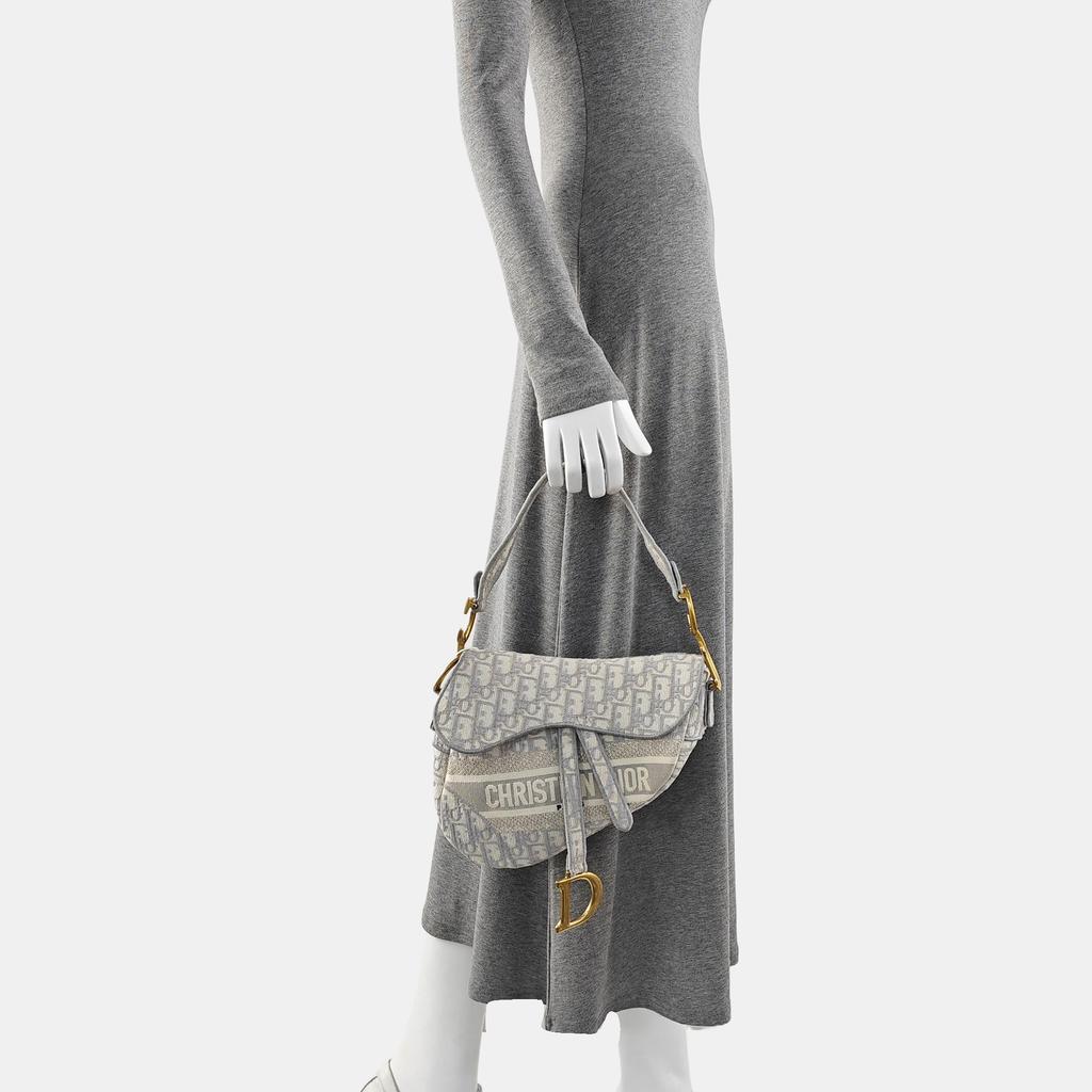 [Pre-Owned] Saddle Oblique Classic Embroidered Monogram Canvas Shoulder Bag - Very Good #2YENFR