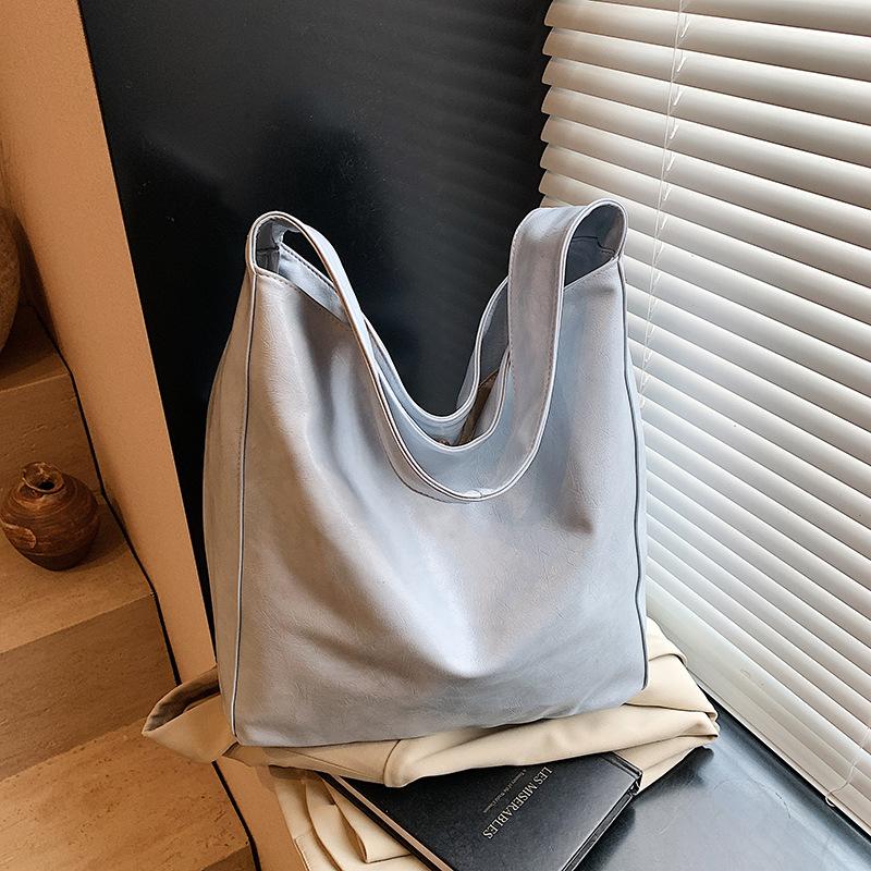 New Large-capacity Women's Bag Bag Women's Commuter Small Fresh Casual Fashion Tote Bag