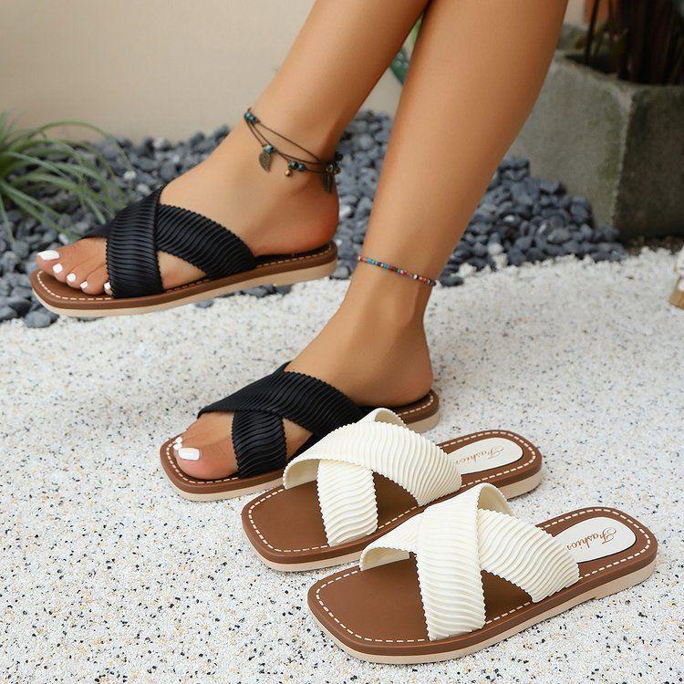 Fashion flat-bottomed seaside vacation beach with skirt slippers French small cool slippers women's summer wear 2025 autumn new models