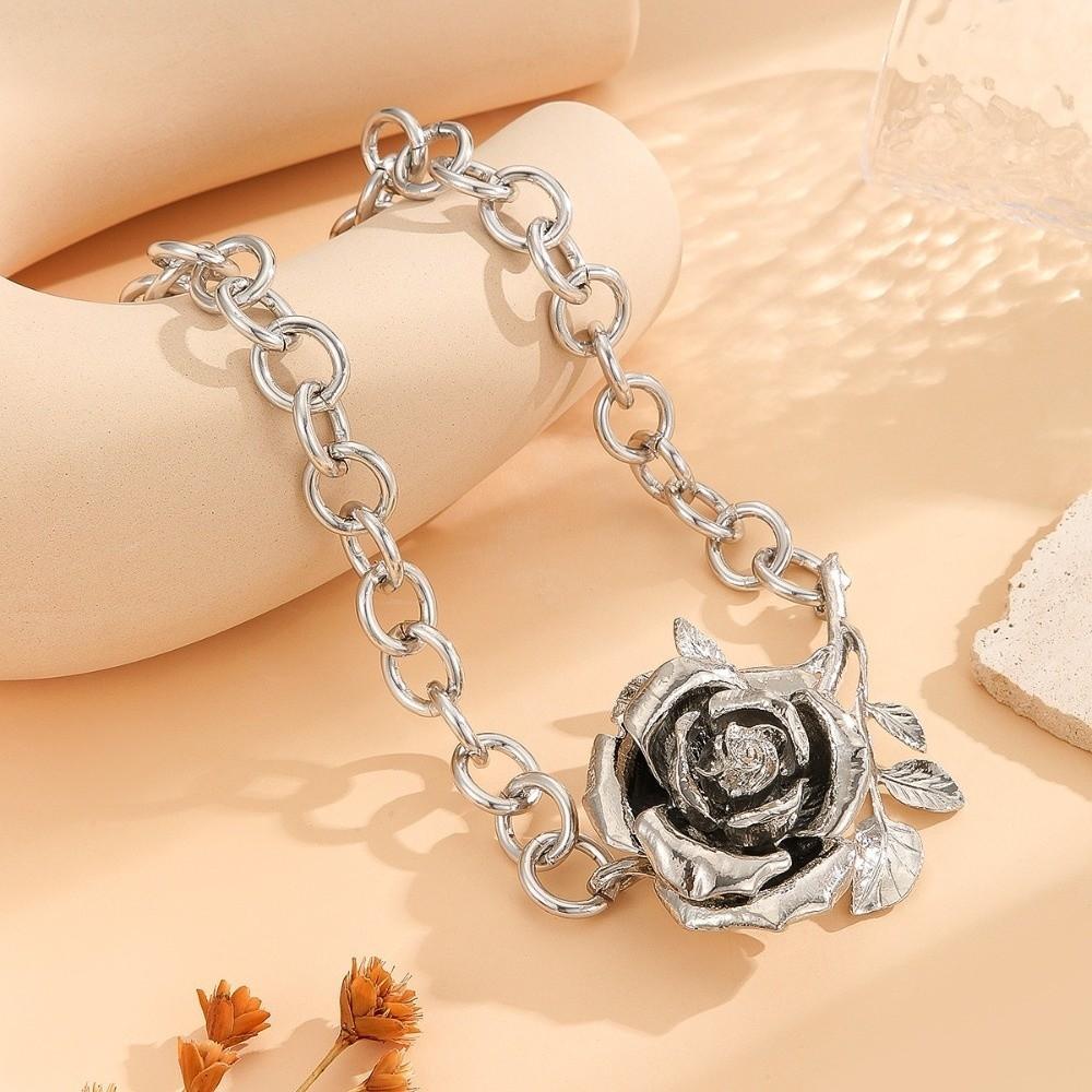 Coarse Big Lockbone Chain Exaggerated Flower Neck Chain Rose Flower Pendant Necklace Gift Jewelry