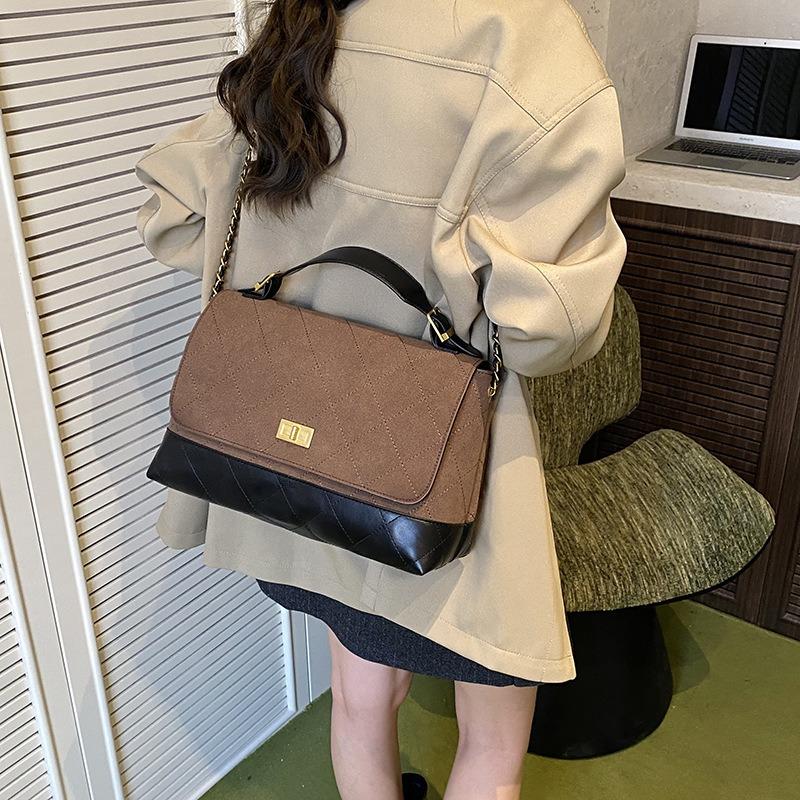 Textured matte portable lock diamond bag women's new autumn contrasting color chain single shoulder messenger bag tide