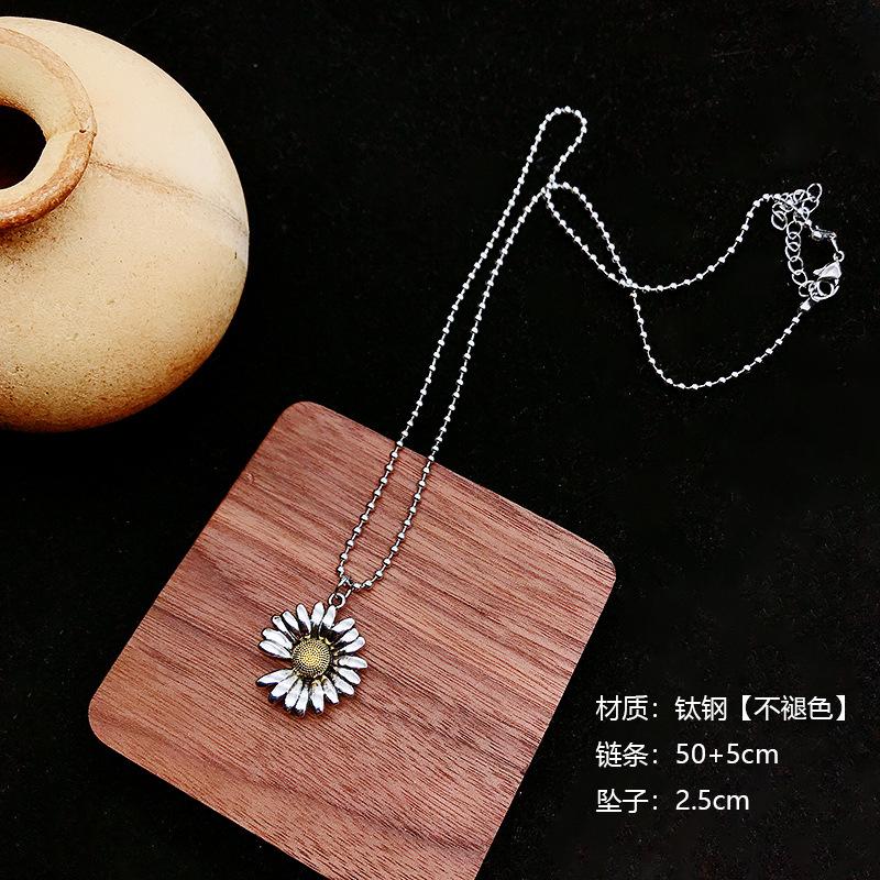 Small daisy necklace pendant Korean sun flower clavicle chain simple female  pendant jewelry