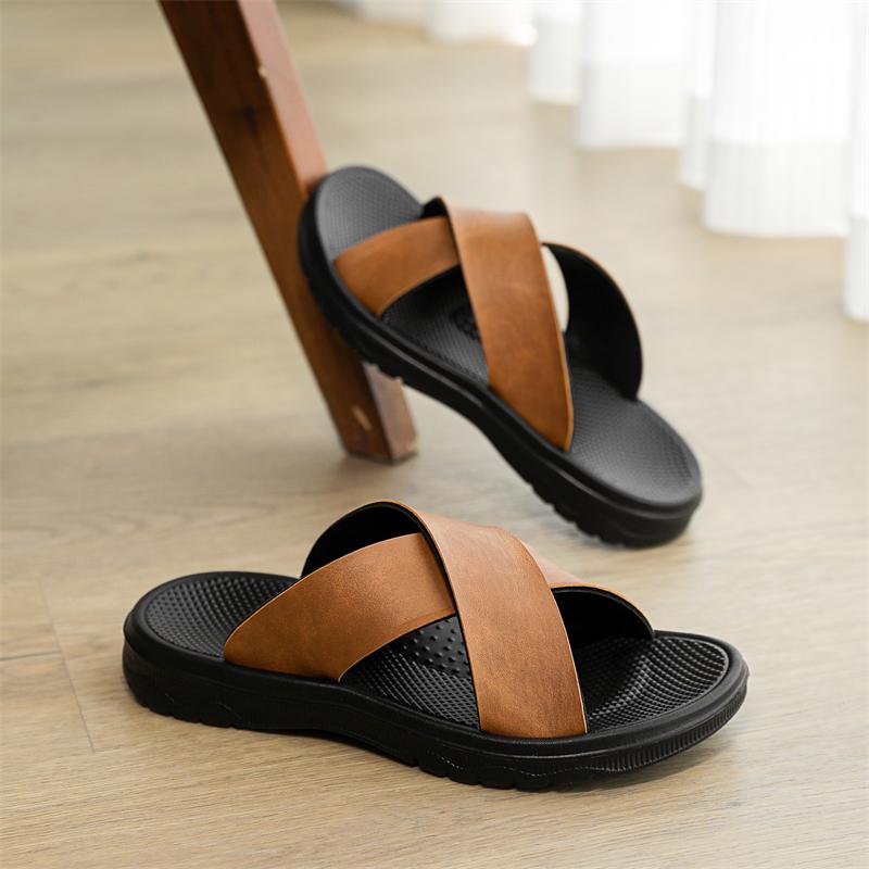 Fashion Men Shoes New Summer Shoes Italian Leather Slippers Men High Quality Size 38-47 Beach Slip On Flats Man Flip Flops Mens Sandals