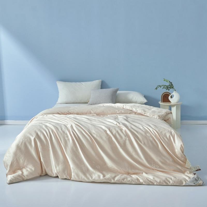 

New solid color fashion jacquard silk quilt single summer quilt/winter quilt, sleeping naked is skin-friendly and comfortable 200x230cm 1.5kg рожевий