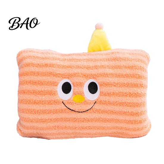 Office Desk Nap Pillow Cartoon Plush Hand Pillow, Winter Non-Electrical Warming Muff, Soft Home Relaxation Throw Cushion for Cold Weather, Home,