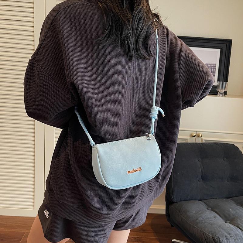 

Niche design bag women s new fashion summer shoulder messenger bag saddle bag жовтий