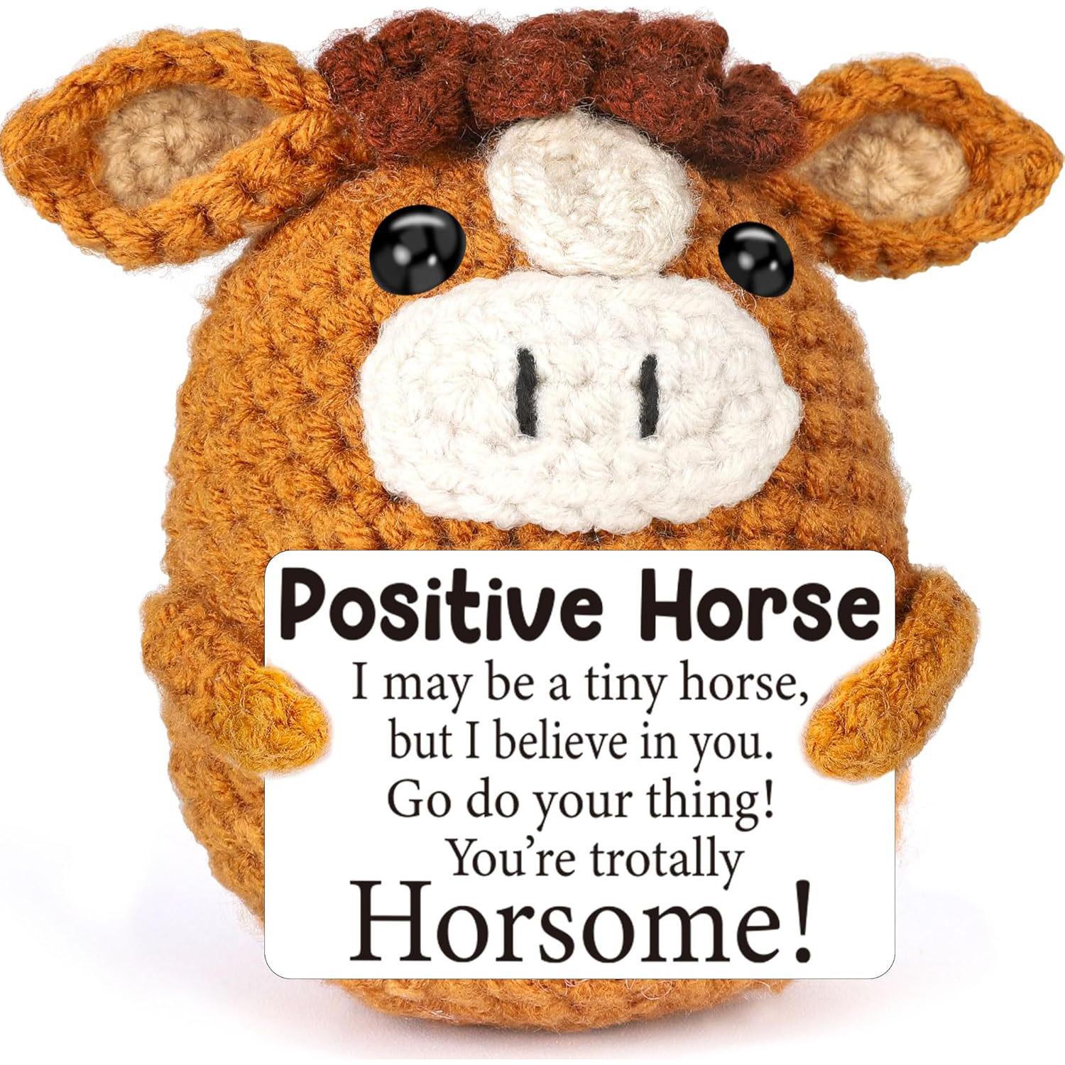 

Забавная вязаная крючком кукла лошадь для эмоциональной поддержки с карточкой, настольное украшение, вязаные вручную куклы лошади, рождественские подарки, домашний декор