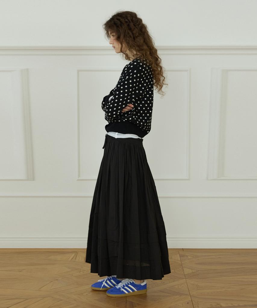 Opeundoeoseutyudio Tiered Maxi Skirt Black