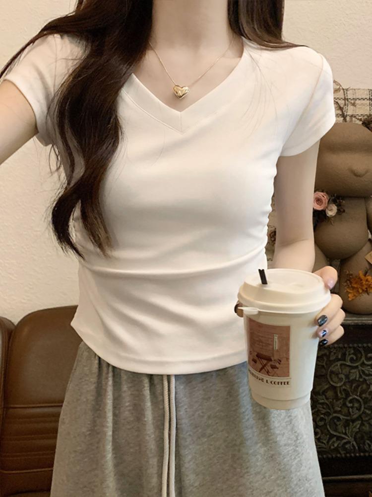 Petite Women's V-Neck Slim Fit Summer T-Shirt: American Style, Sweet & Spicy, Straight Shoulder, Short-Sleeved Top.