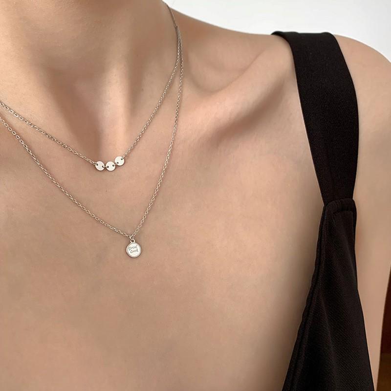 Elegant S925 Sterling Silver Water Drop Necklace - Women's Luxury Niche Design Choker with a Simple, Trendy Style.
