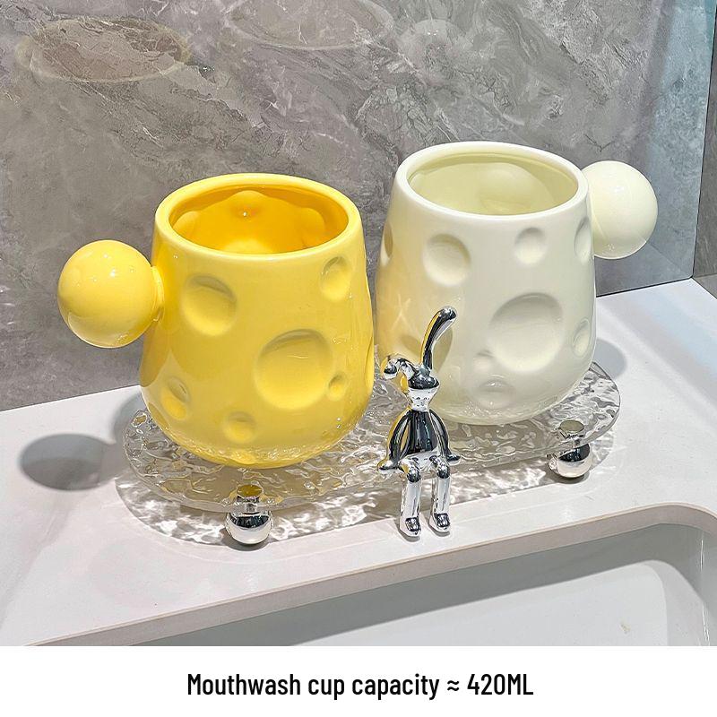 Luxury Ceramic Toothbrush Holder - Elegant High-End Design for Couples