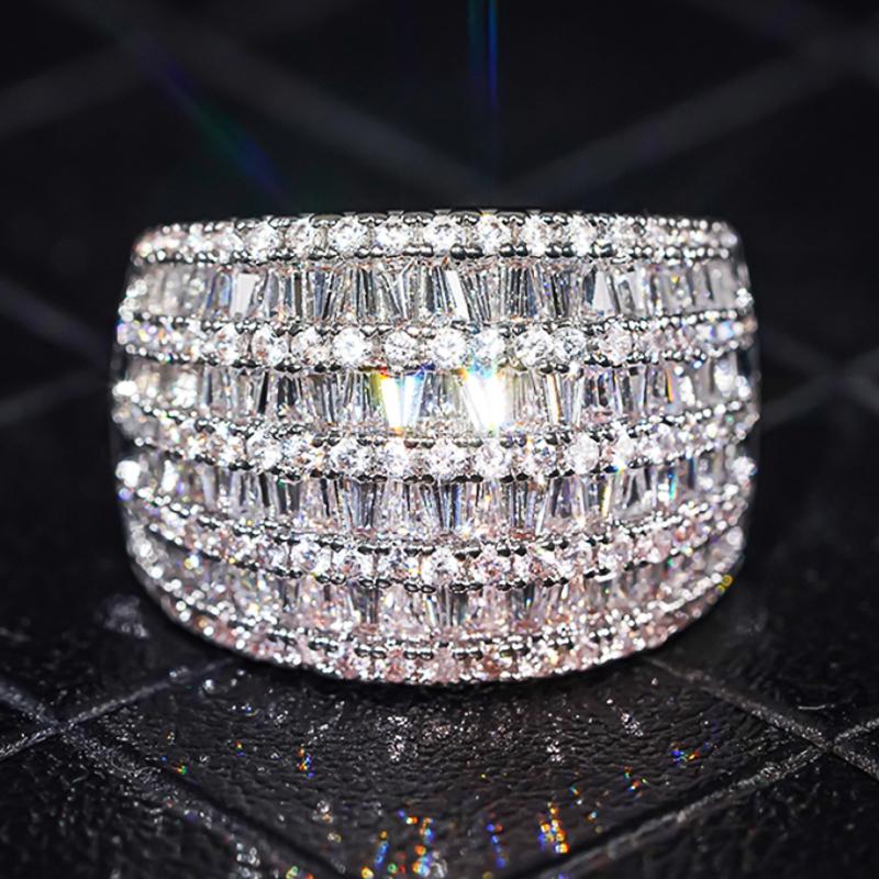 Huitan Charming Women Rings for Wedding Party Engagement Trendy Accessories Inlaid Bright Cubic Zirconia Silver Color Jewelry