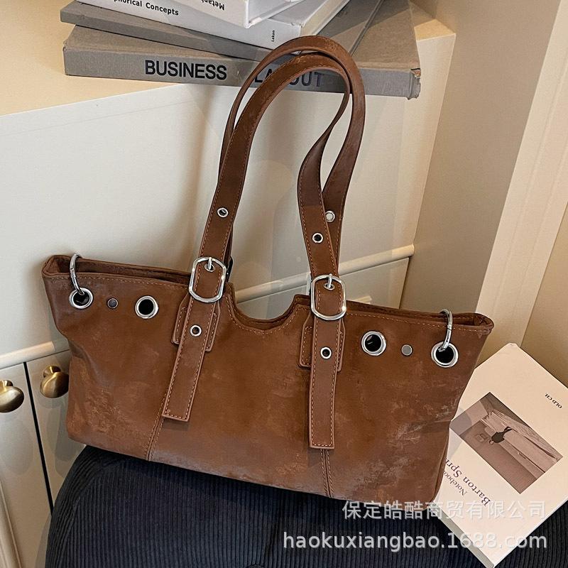 Underarm bag women's 2025 new trendy fashion versatile high sense retro shoulder bag to work commuting hand bag