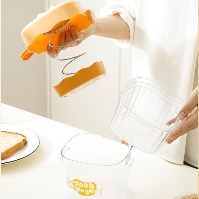 Multifunkční nástroj na cezení jogurtu pro snadné oddělení syrovátky a hladkou texturu domácího jogurtu