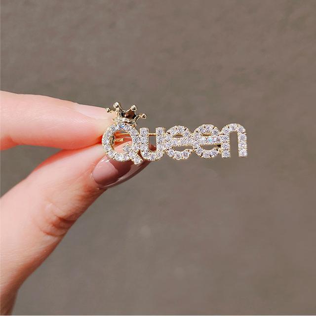 Šaty brož královna písmeno brož ženy král láska kamínky krystal anglická abeceda kovové kolíky roztomilé šperky doplňky dárek