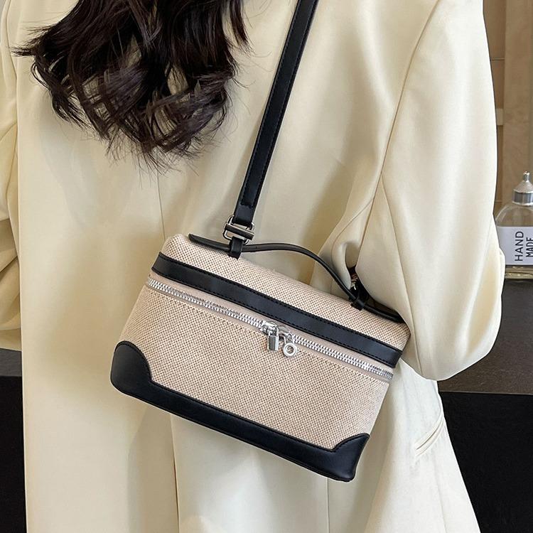 Spring And Summer Fashion Niche Bag Women'S Shoulder Messenger Canvas Bag High-End Portable Lunch Box Bag Niche