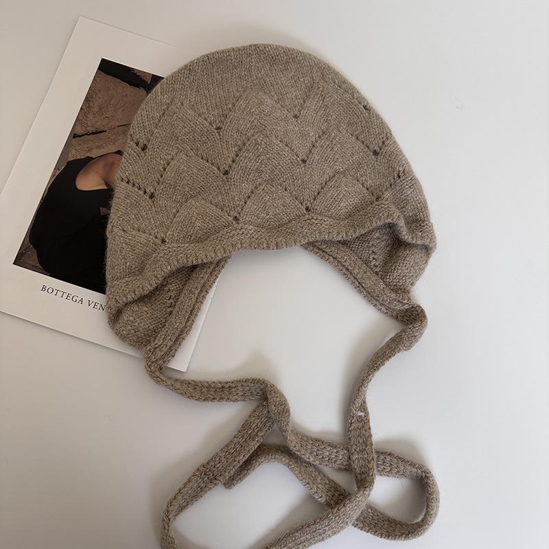 Angola Rabbit Fur Knitted Hat for Women, Lace-up Bag Head Hat In Autumn and Winter, Wool Thermal Ear Protection Hat Shows a Small Tide