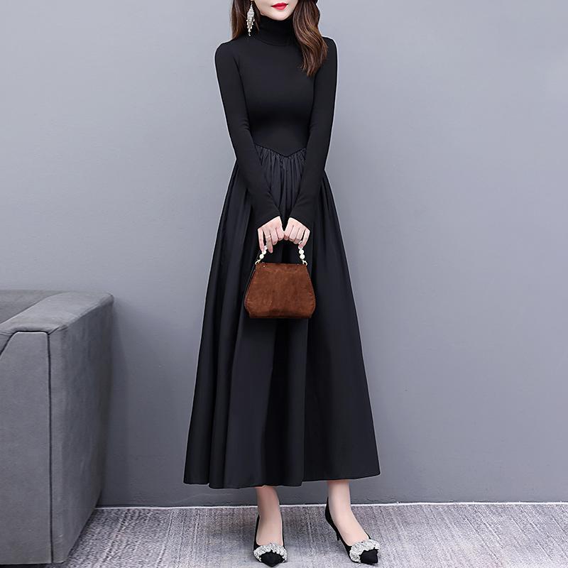 Black High-Neck Hepburn-Style Velvet Dress - Slimming Long Winter Skirt for Women
