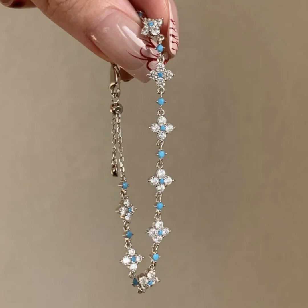 French Retro Blue Turquoise Zircon Four-leaf Clover Full Diamond Bracelet Women s Flower High-end Sense Niche Fashion Light Luxury Jewelry 2026 18CM