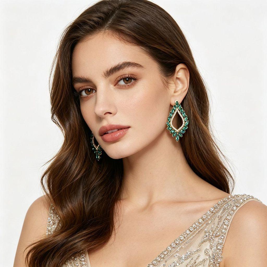 Elegant Geometric Alloy Dangle Earrings For Women With Vintage Style For Evening Wear