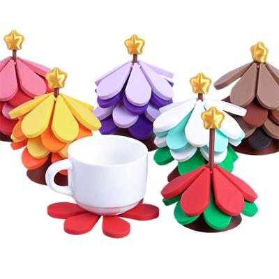 Silicone Trivets with Stand Christmas Tree Insulation Mat Festive Pot Holders for Kitchen Dining Holiday Gift Idea