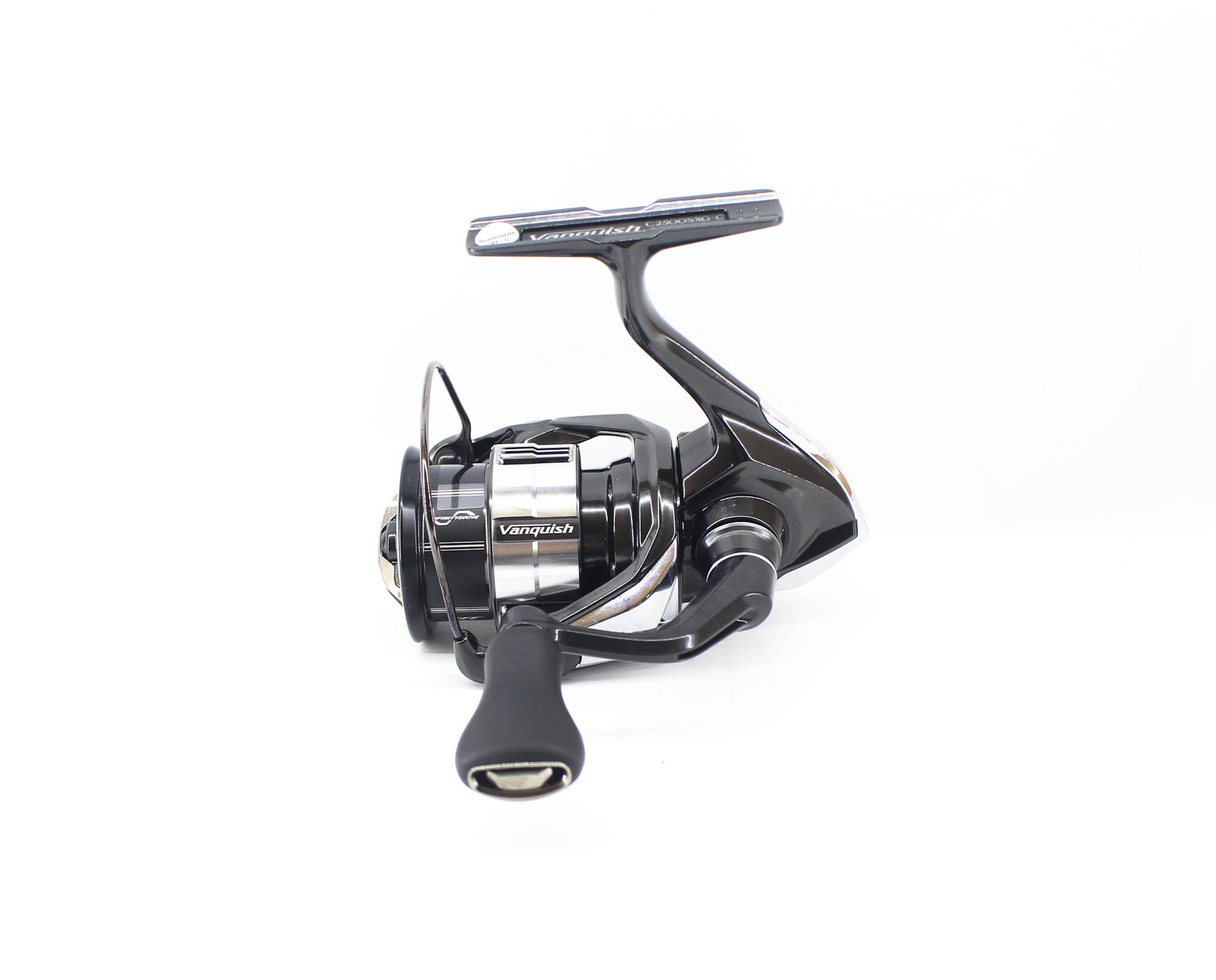 Катушка shimano vanquish fa c3000. Vanquish logo. Shimano vanquish 19. Shimano vanquish c2000s. Shimano vanquish 12 2500s.