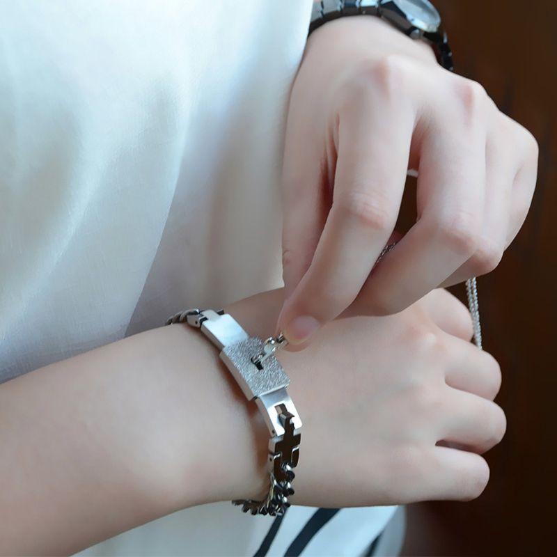 Bracelet jonc Cœur Argenté Délicat pour Pendentif Clé Ensemble Bijoux pour Amoureux pour Jour d'Anniversaire de Couples