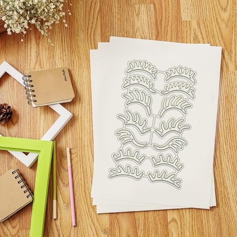 Wimper Stansvormen Frame Koolstofstaal Embossing Stanssjabloon Snijvormen voor Doe-het-zelf Fotoalbums Embossed Kaarten Kroon Kaart